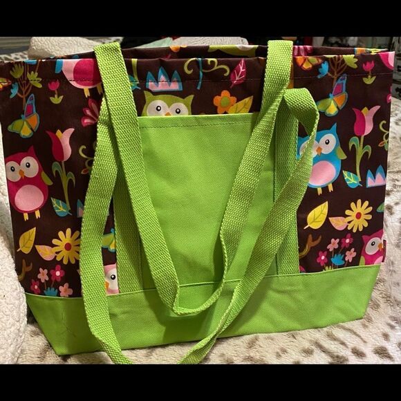 Owl Tote - Picture 1 of 6